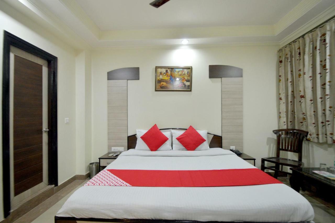 Oyo 23608 Hotel Fun Jaipur Extérieur photo